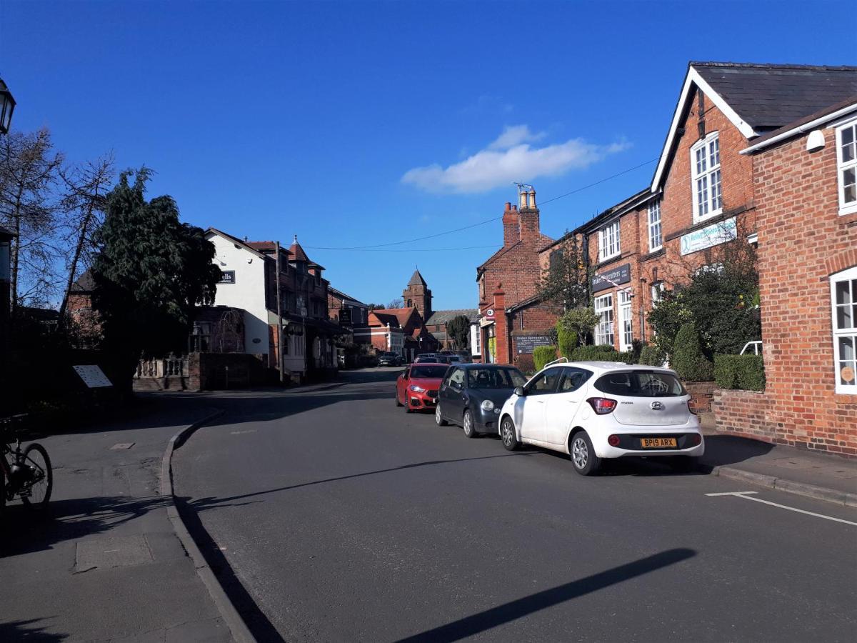 Village 3-Bed House Netflix In Chester Exterior photo